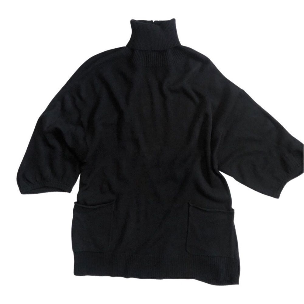 Smitten Open Back Black Button Turtleneck Short Sleeve Sweater Large